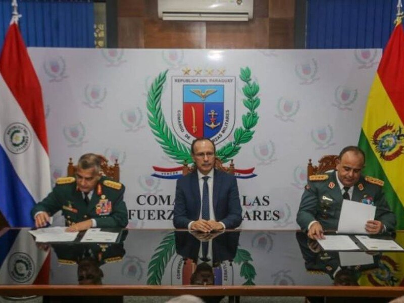Paraguay y Bolivia suscriben una agenda bilateral de interoperabilidad militar