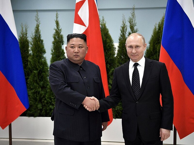 Rusia y Corea del Norte construyen primer enlace vial fronterizo