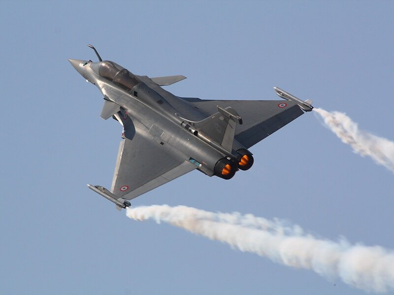 India avanza en la solicitud de 114 cazas Rafale a Francia