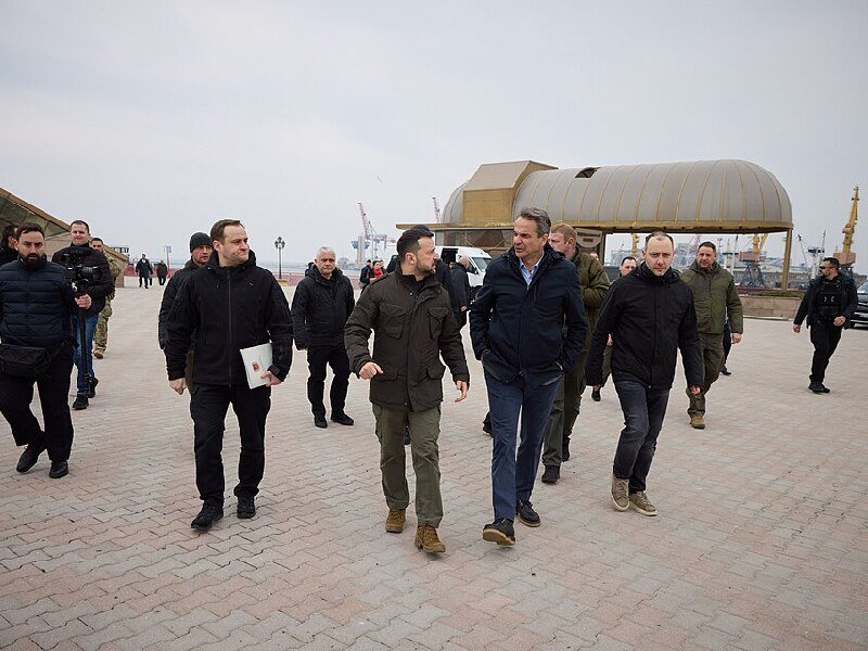 Presidente de Ucrania Volodímir Zelenski durante una visita al Puerto Marítimo Comercial de Odesa.