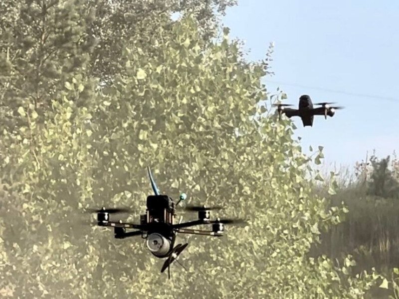 Drones de ataque con vista en primera persona.