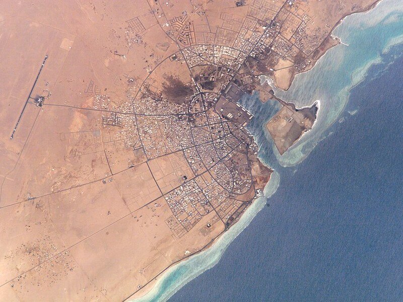 Foto de la NASA de Yanbu' al Bahr.