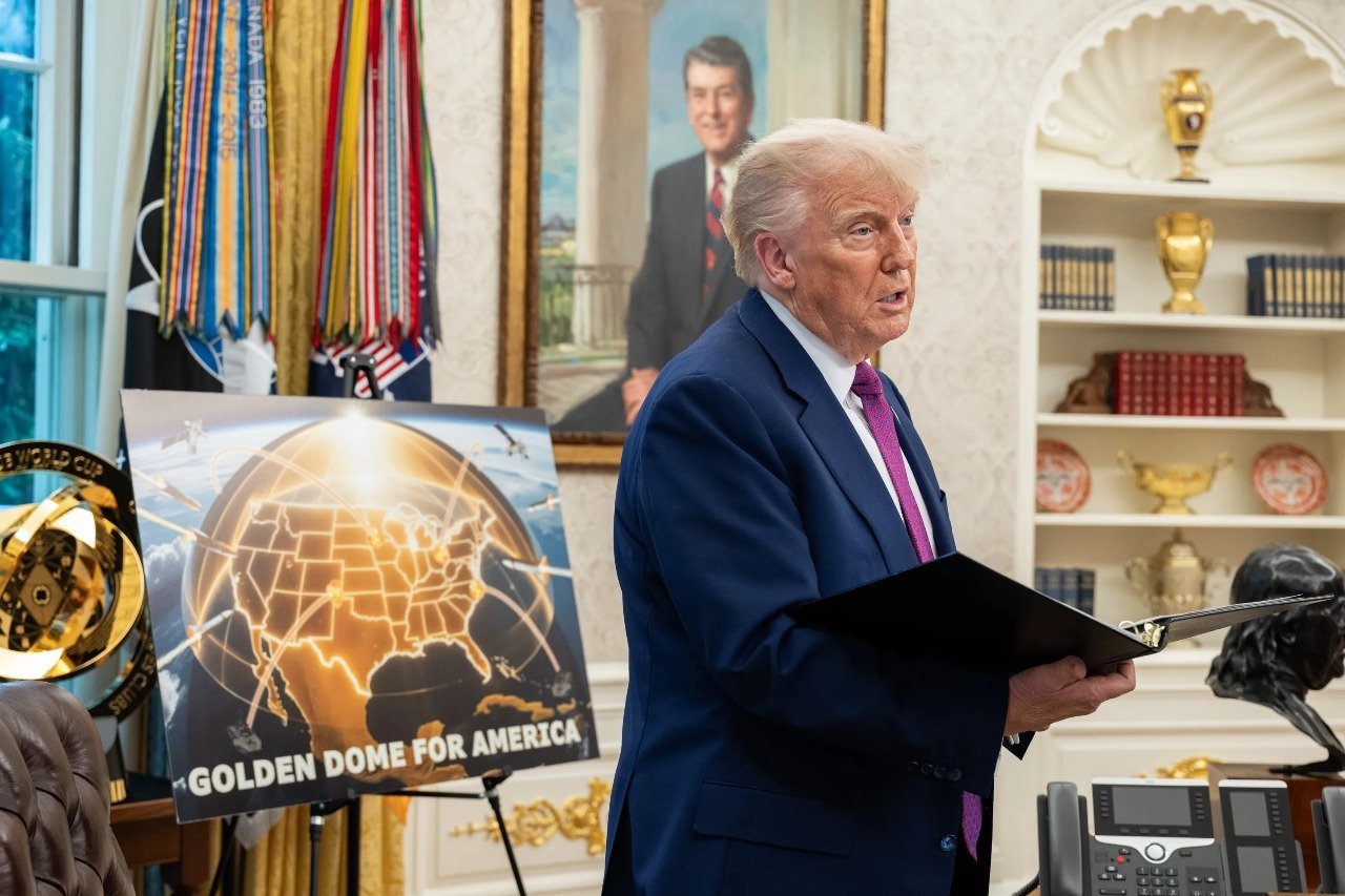 Donald Trump anuncia un nuevo sistema de defensa continental para EUA