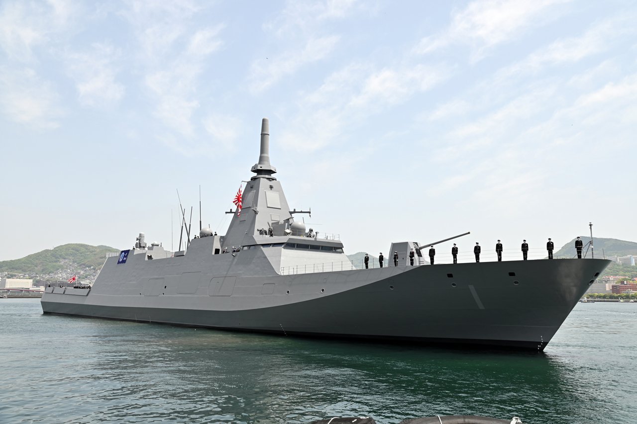Japón formaliza oferta naval a Indonesia